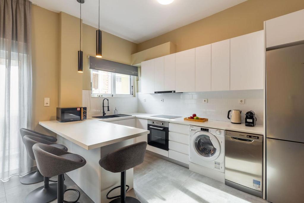 Snug By Zoia Living Apartman Athén Kültér fotó